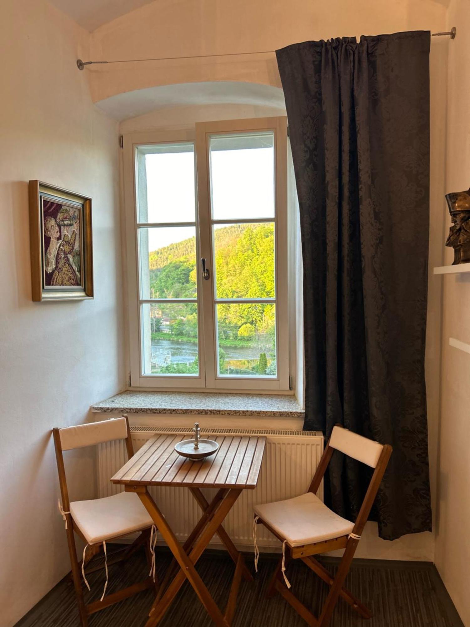 Apartamento Rezidence Napoleon Loket Exterior foto